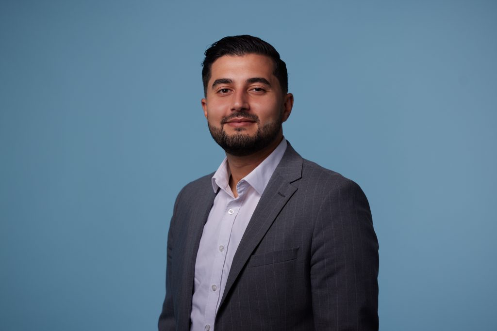 Doğukan Ergin: “Hollanda’yı Daha Adil Hâle Getirmek İçin En Önemli Mercii Siyaset”