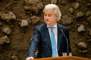 Hollanda, Wilders’a Doğru Sürükleniyor