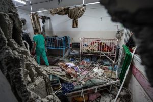 İsrail, Gazze’deki Hastaneleri Sistematik Olarak Çökertiyor