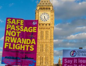 Birleşik Krallık Hükûmeti Ruanda Planında Israrcı