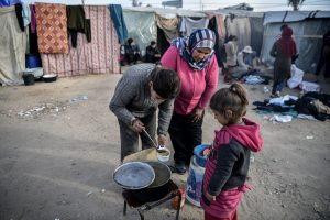 HRW: İsrail’in Gazze Halkını Aç Bırakma Stratejisi Bir Savaş Suçu