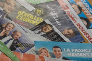 Fransa’da Seçimin İkinci Turuna Stratejik İttifakla Gidiliyor