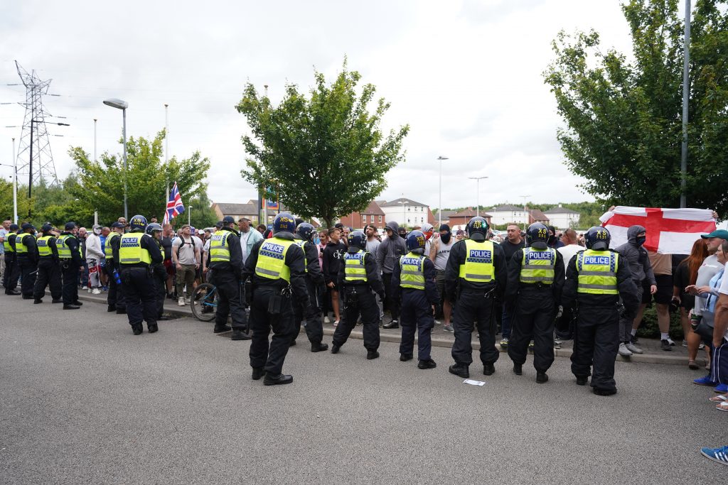 Birleşik Krallık’taki Ayaklanmanın Arkasındaki Dinamikler