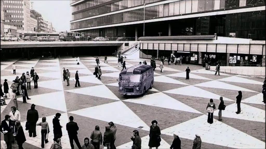 Kadim Dürtü: Önce Düzen