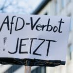 AfD İçin Parti Yasağı Tartışılırken “Aşırı Sağcı” Tanımı Askıya Alındı