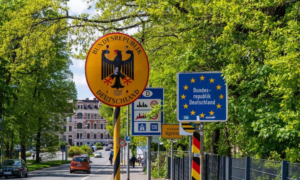 40 Yılını Dolduran Schengen Çöküyor mu?