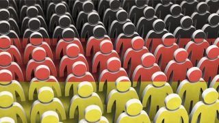 Araştırma: Almanya’da Siyahiler Kamusal Alandan Geri Çekilmeye Zorlanıyor