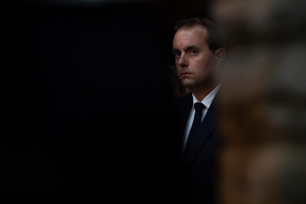 fransa bütçe kriz hükûmet macron ulusal birlik LFI lecornu