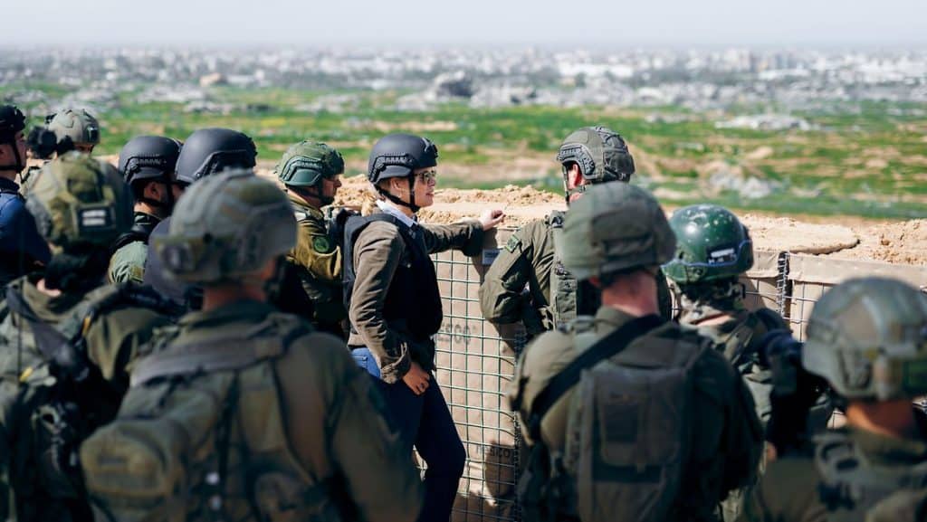 “Soykırım Turizmi”: Alman Meclisinin Başkanı Julia Klöckner’in Tepki Çeken Gazze Ziyareti