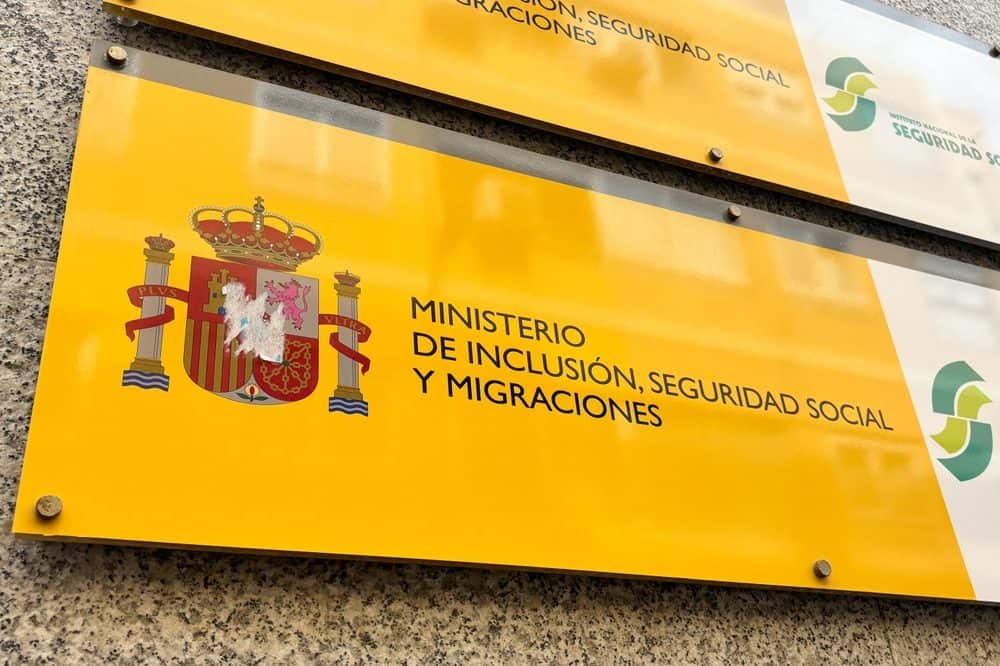 İspanya’nın 500 Bin Belgesiz Göçmene Statü Vermesi Ne Emsalsiz Ne de Fırsatçı