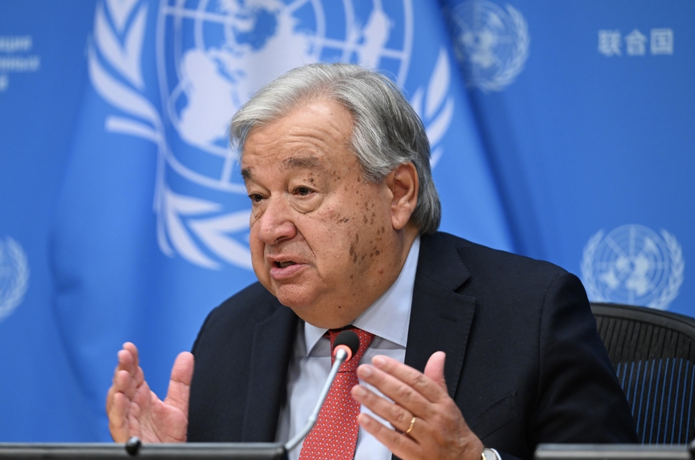 New York, ABD |18 Eylül 2024| Birleşmiş Milletler Genel Sekreteri Antonio Guterres basın açıklaması yapıyor. Fotoğraf: miss.cabul- Shutterstock.com
