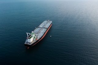 Savaşın Yeni Cephesi: Küresel Enerji Arteri Hürmüz Boğazı Fiilen Kapalı