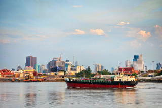 İran’la Savaşın Engellediği İnsani Yardım Sevkiyatları ve Tetikleyeceği Krizler