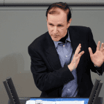 Mecliste Bir Dejavu: Alman Siyasetçilerin İslam Tartışması Neden Hep Aynı Yere Çıkıyor?