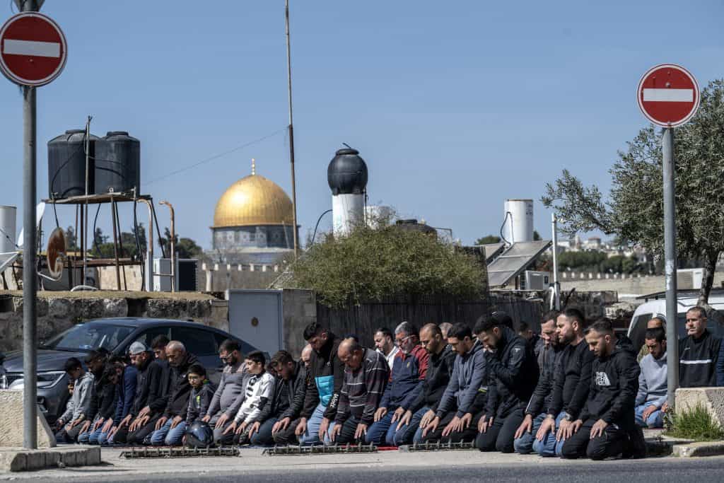 Ramazan Ayında Mescid-i Aksa İbadete Kapatıldı: İsrail Statükoyu Değiştirmeye mi Hazırlanıyor?
