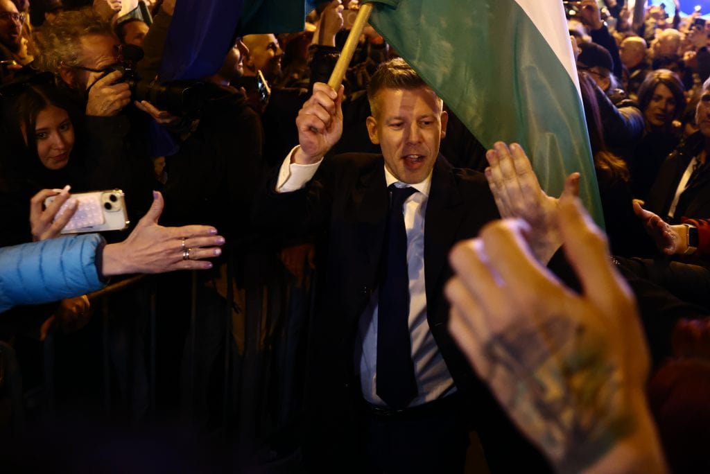 Macaristan’da Orbán 16 Yıl Sonra Kaybetti, Eski Müttefiki Péter Magyar Kazandı