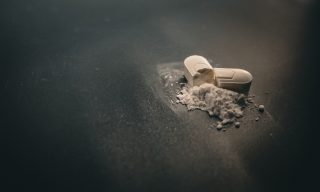 Sessiz Büyüyen Tehlike: Madde Bağımlılığının Anatomisi