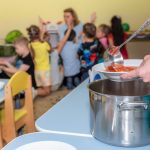Bremen’de Anaokulunda Çocuklara Habersiz Domuz Eti Yedirildi