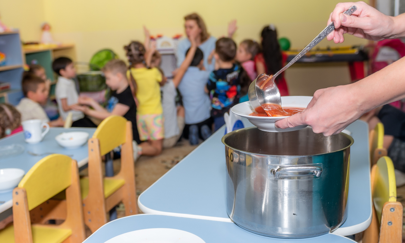 bremende kreşte domuz eti