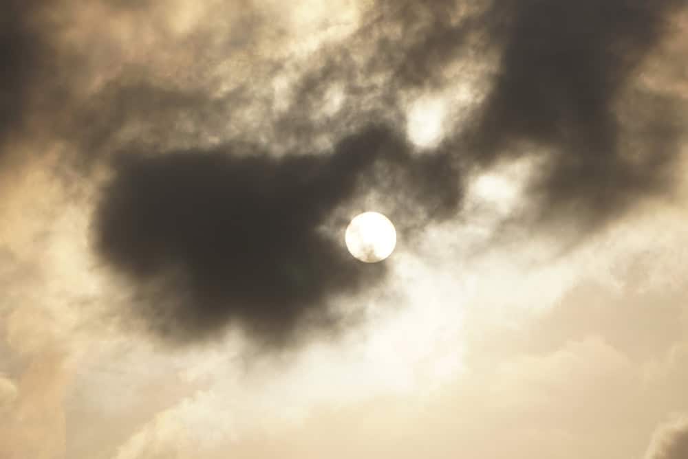 İklim Krizinin Yeni Pazarı: Güneşi Karartma Teknolojileri ve Atmosfer Kontrolü