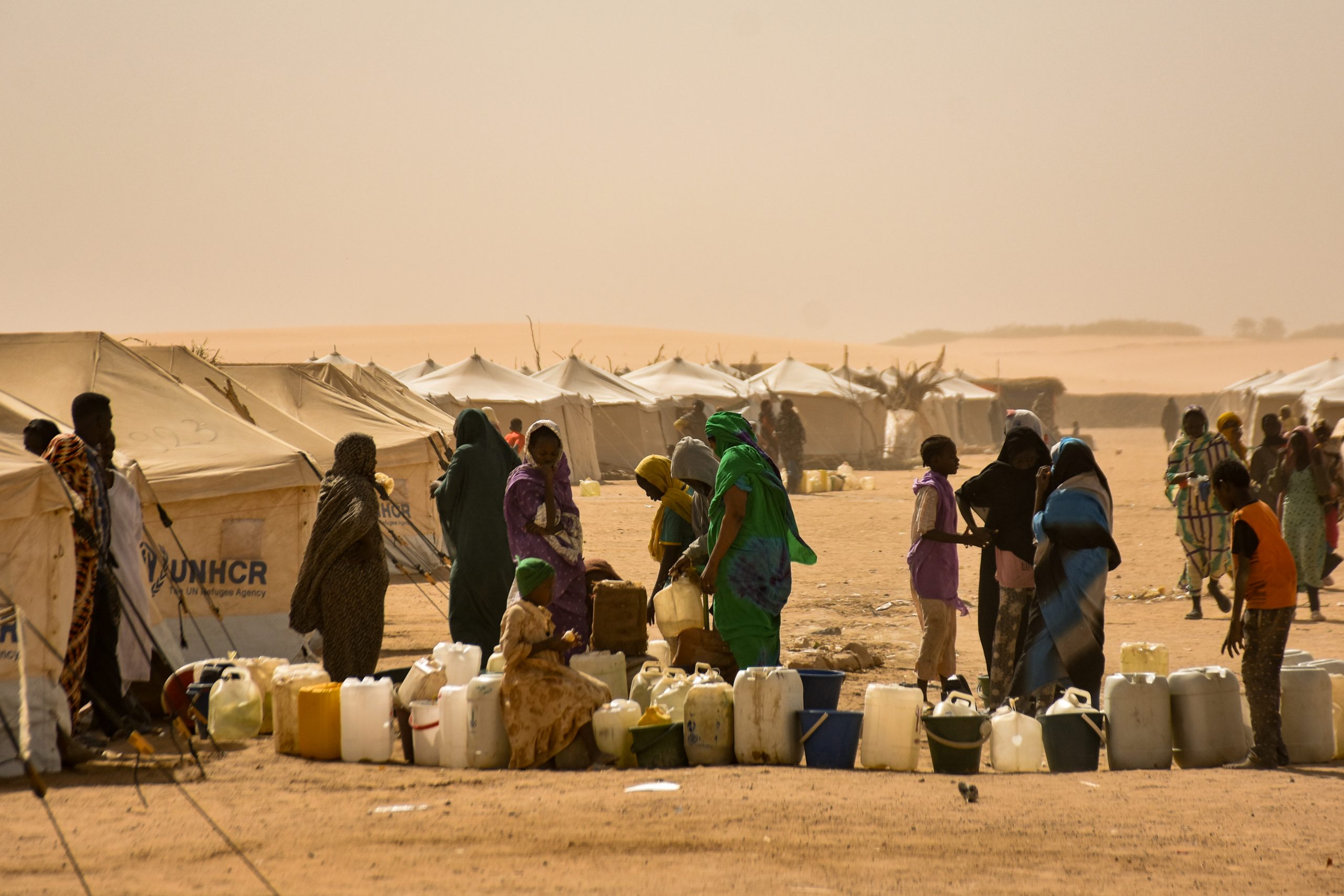 sudan çad mülteci kampı kadın kız cinsel şiddet istismar sömürü msf insani yardım açlık kıtlık