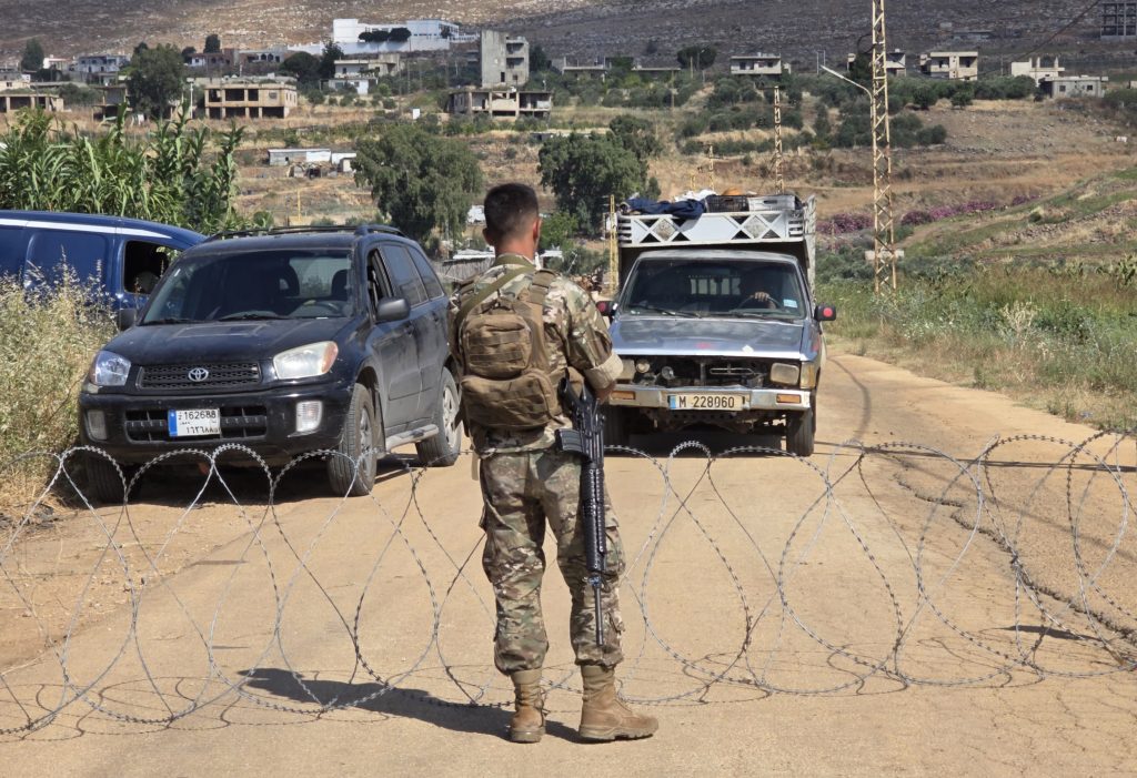 Lübnan’da “Ateşkes”: İsrail Çekilmiyor, Savaş Suçları İçin Yargı Yolu Kapatılıyor