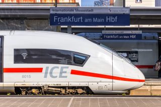Deutsche Bahn Kâra Geçti, Ancak Trenler Yine Zamanında Gelmiyor