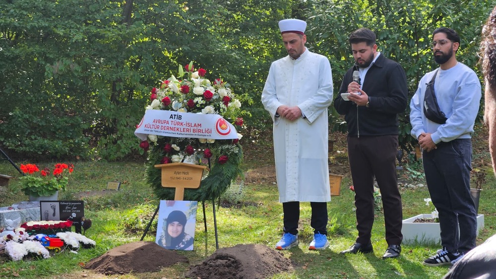 Müslüman Kadının Naaşının Yakılmasında Sorumlular Araştırılıyor