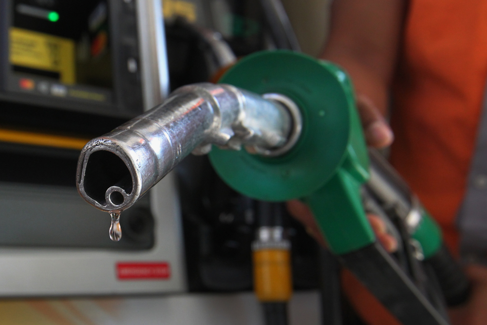 petrol akaryakıt dizel enerji hürmüz benzin